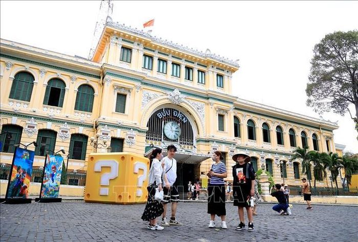 Bưu điện Trung tâm, công trình kiến trúc độc đáo ở trung tâm TP Hồ Chí Minh. Ảnh: Hồng Đạt/TTXVN