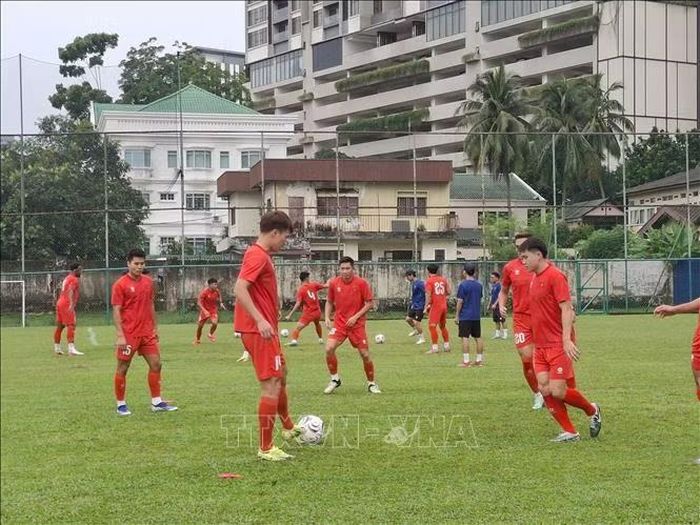 Buổi tập đầu tiên tại Malaysia của đội tuyển Việt Nam tại sân tập Kelab Aman. Ảnh: Bùi Hoàn/PV TTXVN tại Malaysia