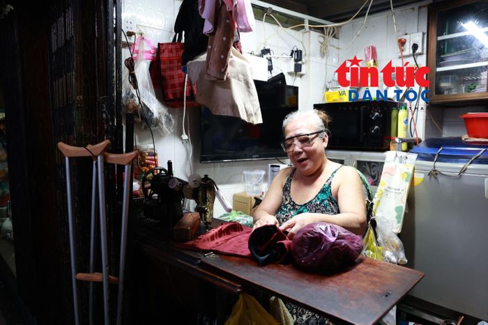 Bà Đoàn Thị Hoa sinh sống tại khu vực chợ Gà - chợ Gạo từ trước năm 1975 đến nay.