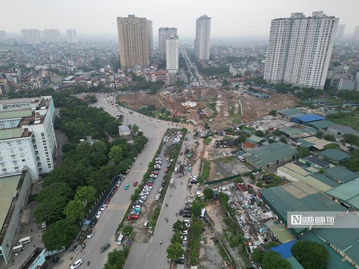 Đây từng là một trong những điểm nghẽn lớn của dự án khi hạng mục nút giao phải tạm dừng thi công từ năm 2018 do vướng mắc trong công tác giải phóng mặt bằng.