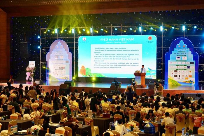 Ngày Lữ hành Việt Nam quy tụ hơn 550 đại biểu, mở ra cơ hội kết nối doanh nghiệp, sản phẩm du lịch của Gia Lai với thị trường khách quốc tế. Ảnh: Thúy Hà