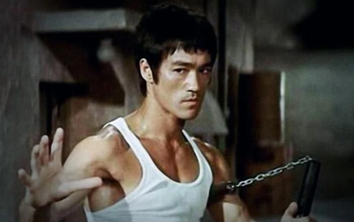 Lý Tiểu Long.