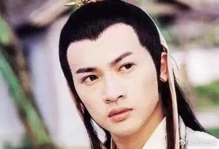 Hoa Vô Khuyết và Tiểu Ngư Nhi là anh em song sinh nhưng trưởng thành trong hai thế giới đối lập, trước khi bị cuốn vào kế hoạch báo thù của Yêu Nguyệt. Ảnh: Sohu.