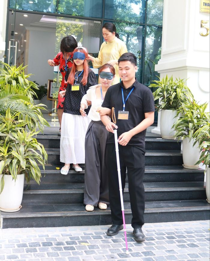 Hoạt động trải nghiệm khó khăn trong di chuyển của người khuyết tật tại đô thị