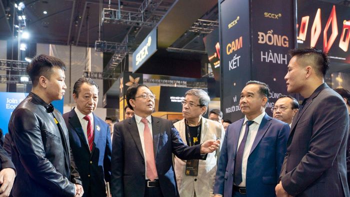 Phó thủ tướng Hồ Quốc Dũng thăm quan Conviction 2026 và gặp gỡ cộng đồng doanh nghiệp. Ảnh: Việt Hưng