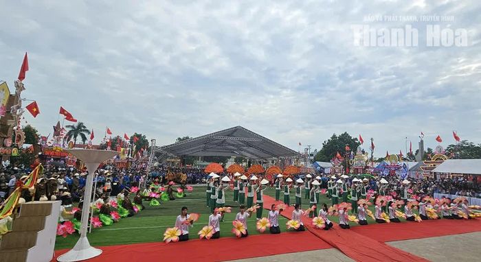 Hội trại hè thanh thiếu nhi Phường Ngọc Sơn năm 2026 với chủ đề “Tuổi trẻ Ngọc Sơn - Đoàn kết, khát vọng, vươn mình”.