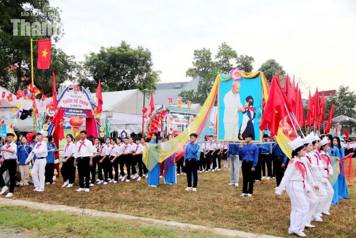 Đoàn viên, thanh thiếu niên xã Định Tân tham gia hội trại hè 2026.