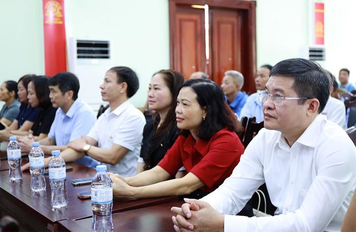 Các đại biểu dự Ngày hội toàn dân bảo vệ an ninh Tổ quốc xã Nhân Thắng.
