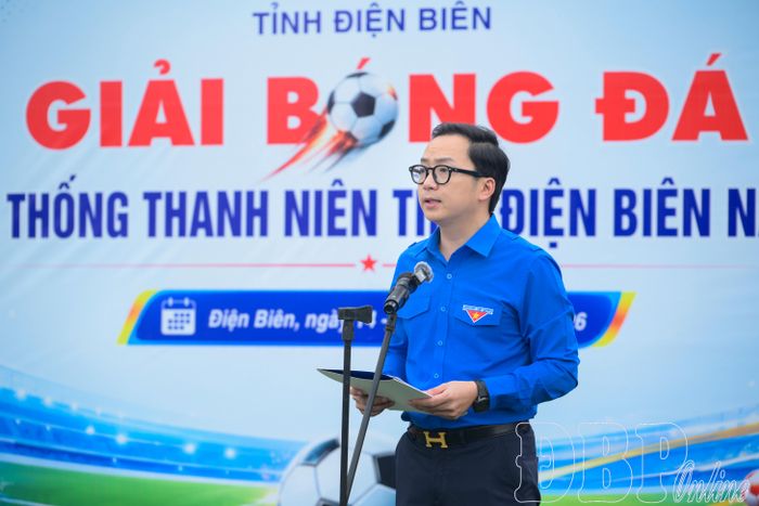 Đồng chí Mùa Chiến Thắng, Tỉnh ủy viên, Phó Chủ tịch Ủy ban MTTQ Việt Nam tỉnh, Bí thư Tỉnh đoàn phát biểu khai mạc giải đấu.