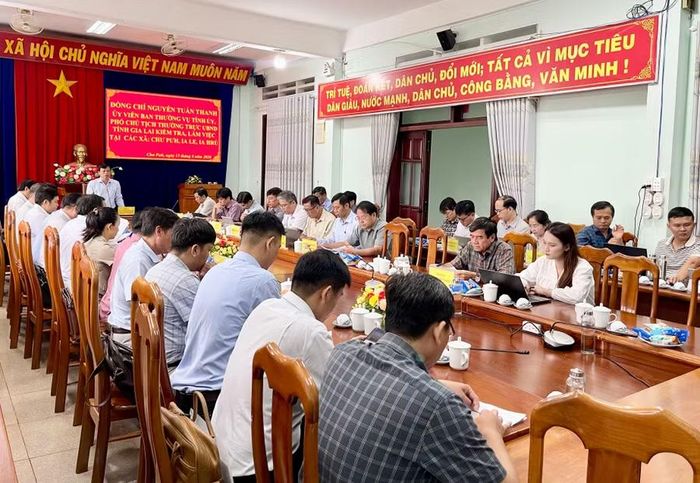  Quang cảnh buổi làm việc. Ảnh: Vũ Thảo 
