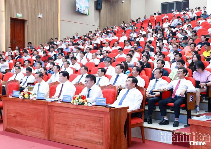 Quang cảnh hội nghị.