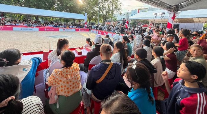 Hơn 2.000 lượt khán giả tham dự chương trình tại Phan Thiết