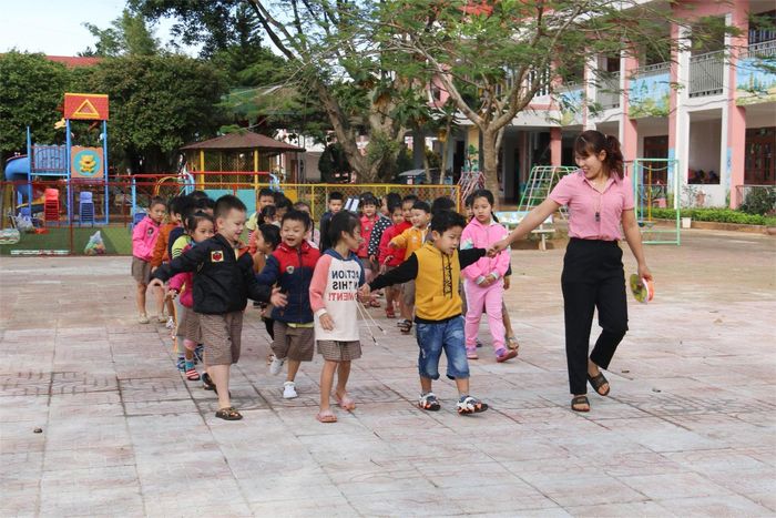 Lâm Đồng đang hoàn thiện phương án sắp xếp mạng lưới cơ sở giáo dục công lập nhằm nâng cao hiệu quả quản lý và sử dụng nguồn lực