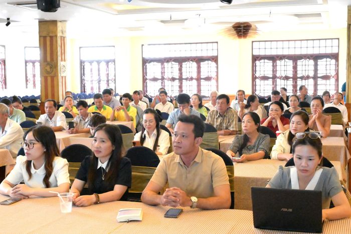 Các học viên tham gia lớp tập huấn