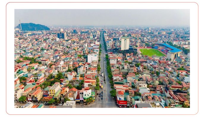 Phường Hoa Lư với nhịp sống sôi động, là trung tâm chính trị - hành chính, văn hóa và du lịch của tỉnh Ninh Bình.Ảnh Ngọc Linh