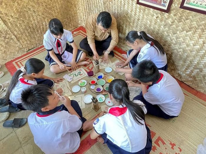 Hoạt động ngoại khóa của học sinh Trường Tiểu học Dương Nỗ 