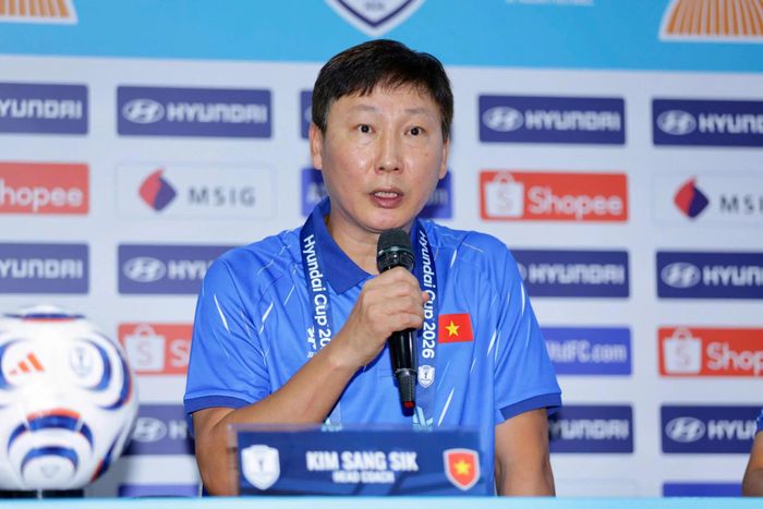 HLV Kim Sang-sik tự tin hướng đến trận đấu với Malaysia. (Ảnh: Ngọc Linh).