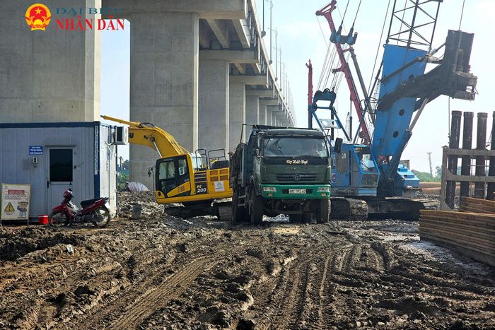 Hiện tại, dự án xây dựng cầu Văn Úc 2 đã đạt được 20% số lượng cọc khoan nhồi