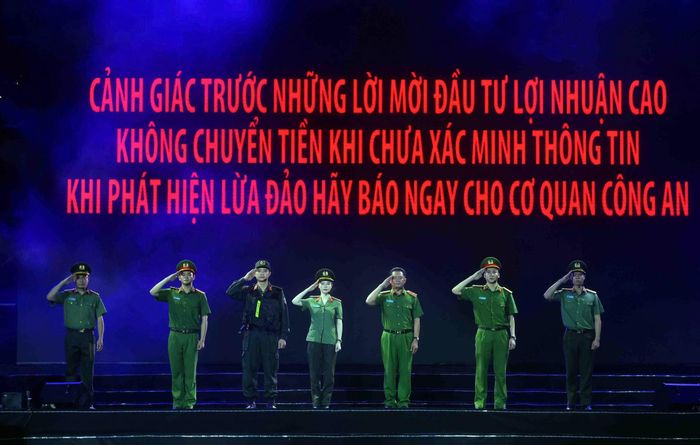 Chương trình tái hiện chuyên án lừa đảo đầu tư ngoại hối xuyên quốc gia "Mr Pips". Ảnh: TTXVN