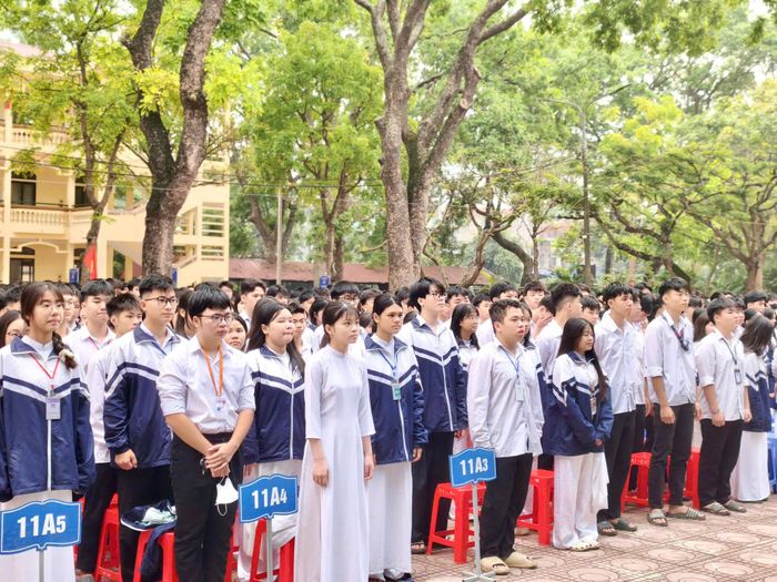 Trường trường THPT Yên Mỹ (Hưng Yên)