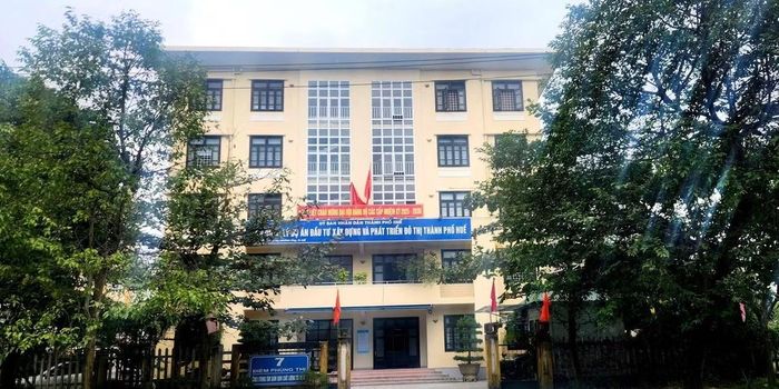 Ban Quản lý dự án Đầu tư xây dựng và Phát triển đô thị TP Huế- chủ đầu tư Dự án khu xử lý rác Hương Bình.