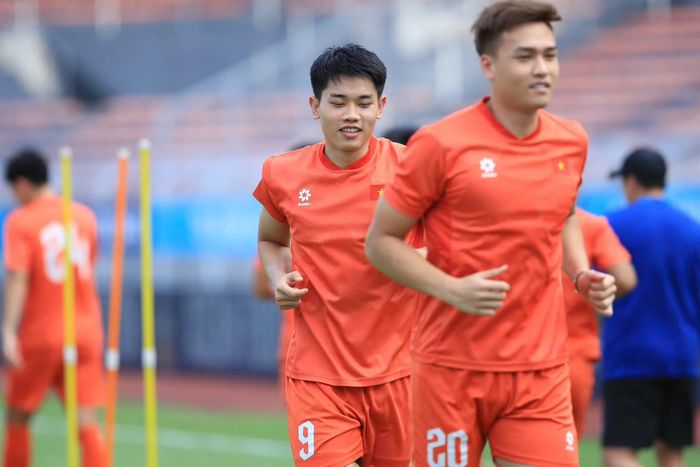 Một số hình ảnh buổi tập tuyển Việt Nam chiều 15/8. Ảnh: CTV.