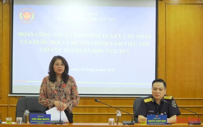 Đồng chí Trần Hồng Nguyên, Phó Chủ nhiệm Ủy ban Pháp luật và Tư pháp kết luận buổi làm việc.