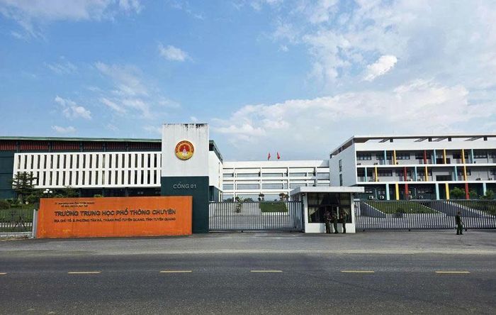 326 thí sinh Tuyên Quang hoàn thành kỳ thi lại tốt nghiệp THPT năm 2026