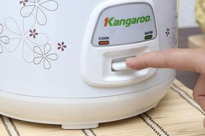 Nút bấm thiết bị gia dụng cũng nên vệ sinh thường xuyên