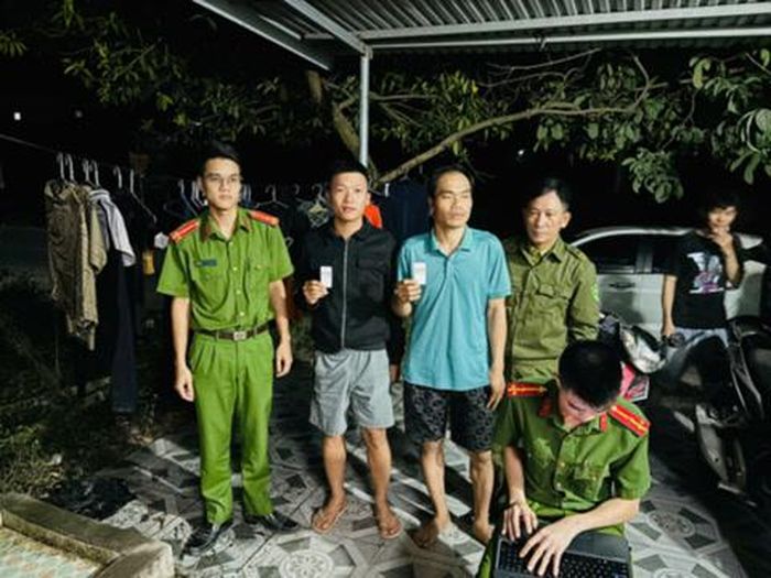 Test nhanh chất ma túy phát hiện các đối tượng nghiện