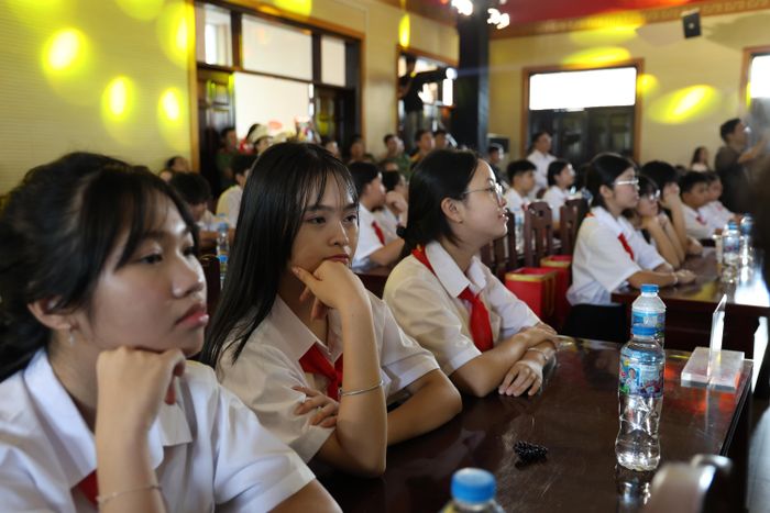  Niềm vui của lứa học sinh đầu tiên của Trường Văn hoá CAND V