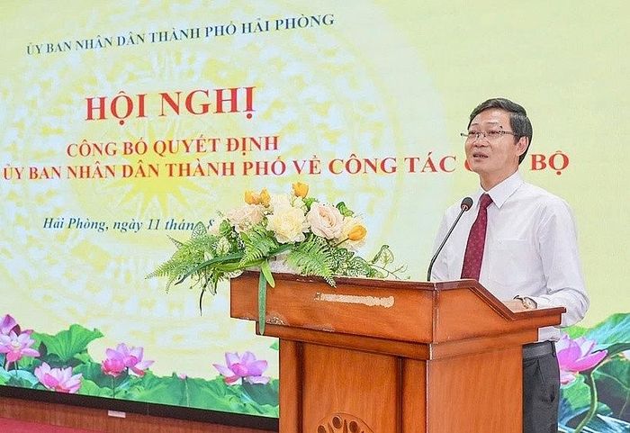 Tân PGĐ Sở Nông nghiệp và Môi trường - Bùi Xuân Lộc phát biểu tại buổi nhận quyết định.