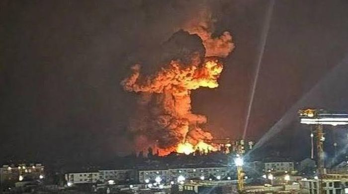 Ba trong số những cảng chuyên dụng về ngũ cốc lớn nhất tại Novorossiysk đã phải ngừng hoạt động sau một cuộc tấn công quy mô lớn bằng máy bay không người lái của Ukraine