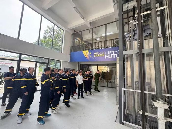 Việc trang bị kiến thức chuyên môn gắn với thực hành, diễn tập và tăng cường phối hợp giữa lực lượng nghiệp vụ với các đơn vị chuyên ngành không chỉ giúp nâng cao chất lượng công tác cứu nạn, cứu hộ