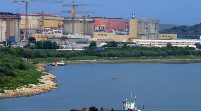 Bộ Năng lượng Romania ngày 12/8 thông báo lò phản ứng số 2 sẽ được đóng cửa có kiểm soát từ ngày 13/8 do điều kiện thủy văn hiện nay.