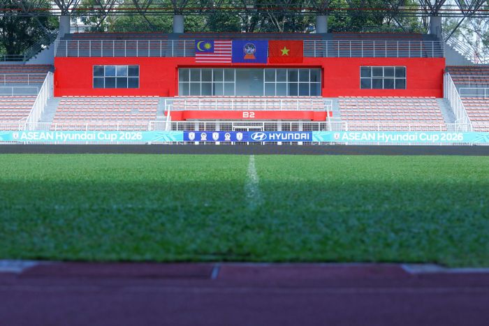 Sân Kuala Lumpur từng tổ chức các sự kiện bóng bầu dục và được cải tạo vào năm 2013. Sân hiện có sức chứa 18.000 người và đã là nơi tổ chức nhiều kỳ AFF Cup, một số trận thuộc các giải quốc tế cấp đội tuyển và CLB khác.