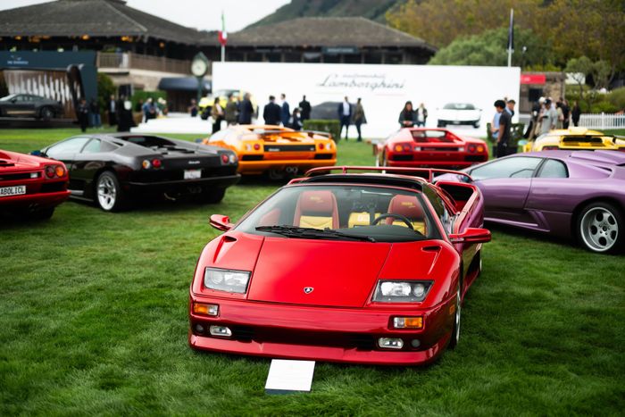  Đặc biệt, nơi đây cũng là nơi quy tụ các mẫu xe Super Veloce nổi tiếng trong quá khứ, từ Miura SV cho đến Diablo SV, Murcielago SV và Aventador SV. 