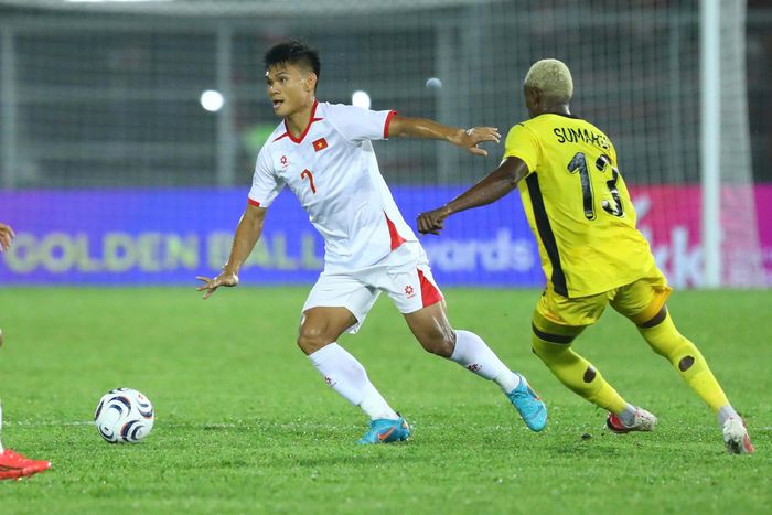 Malaysia gây nhiều khó khăn cho tuyển Việt Nam. Ảnh: Minh Chiến.