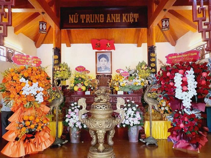 Lễ giỗ được tổ chức tại Nhà lưu niệm đồng chí Nguyễn Thị Minh Khai tại phường Thành Vinh, tỉnh Nghệ An