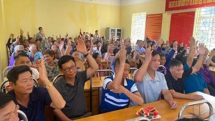 100% cử tri thôn Chiến Thắng, đặc khu Cô Tô biểu quyết nhất trí bầu Trưởng thôn Chiến Thắng, nhiệm kỳ 2026-2031. (Ảnh: Trung tâm cung ứng dịch vụ đặc khu Cô Tô)