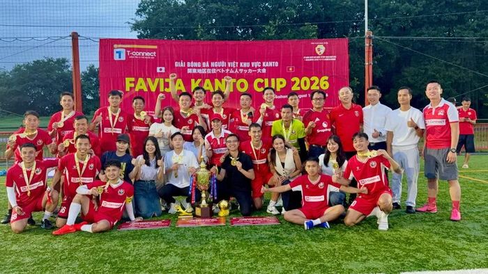 Đội FC J-Connect đã xuất sắc giành chức vô địch giải đấu. (Ảnh: Ban tổ chức cung cấp)