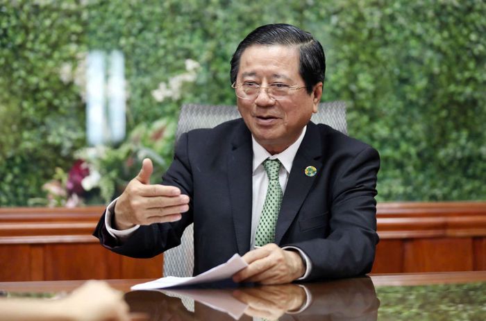  Luật sư Nguyễn Văn Hậu 