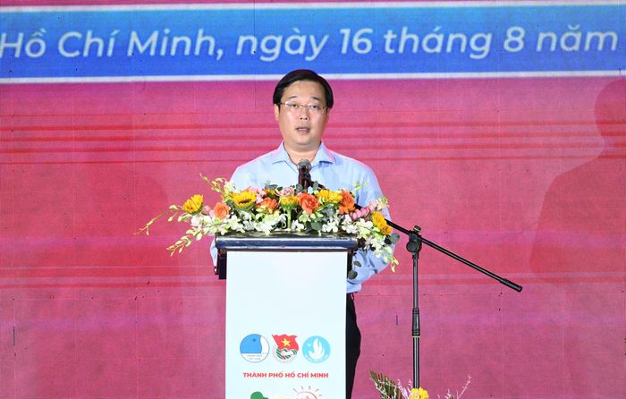  Phó Bí thư Thường trực Thành ủy TPHCM Lê Quốc Phong phát biểu. Ảnh: VIỆT DŨNG 