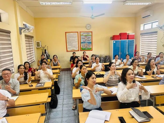Các buổi tập huấn giúp giáo viên có khả năng vận dụng vào thực tiễn lớp học.