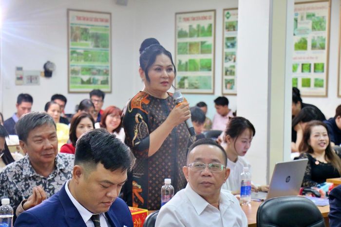  Nhiều vấn đề thực tế được giải đáp tại workshop. Ảnh: N.A 