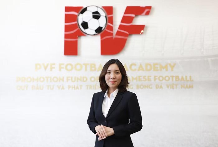 Luật sư Nguyễn Thị Mỹ Dung là người phụ nữ Việt Nam đầu tiên có "ghế" tại FIFA