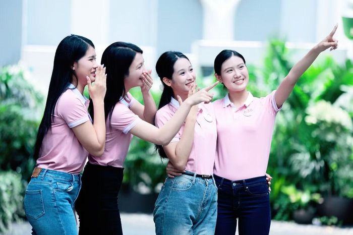 Các thí sinh chia sẻ khó khăn và áp lực.