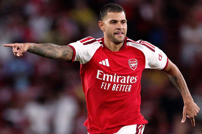 Bruno Guimaraes là bổ sung chất lương cho Arteta. Ảnh: P.L