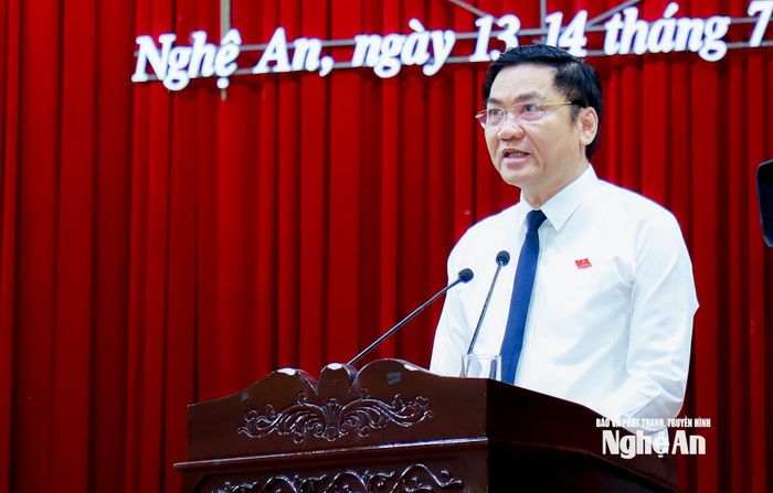 Phó Bí thư Thường trực Tỉnh ủy, Chủ tịch HĐND tỉnh Hoàng Nghĩa Hiếu phát biểu khai mạc Kỳ họp thứ 4 HĐND tỉnh khoá XIX, nhiệm kỳ 2026 - 2031. Ảnh: Thành Duy