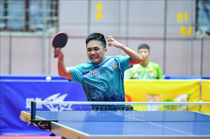 Các trận đấu sôi nổi tại Giải vô địch bóng bàn quốc gia Báo Nhân Dân lần thứ 44.
